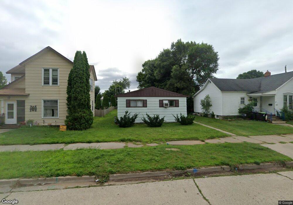 1717 13th Ave, Menominee, MI 49858 - photo 1