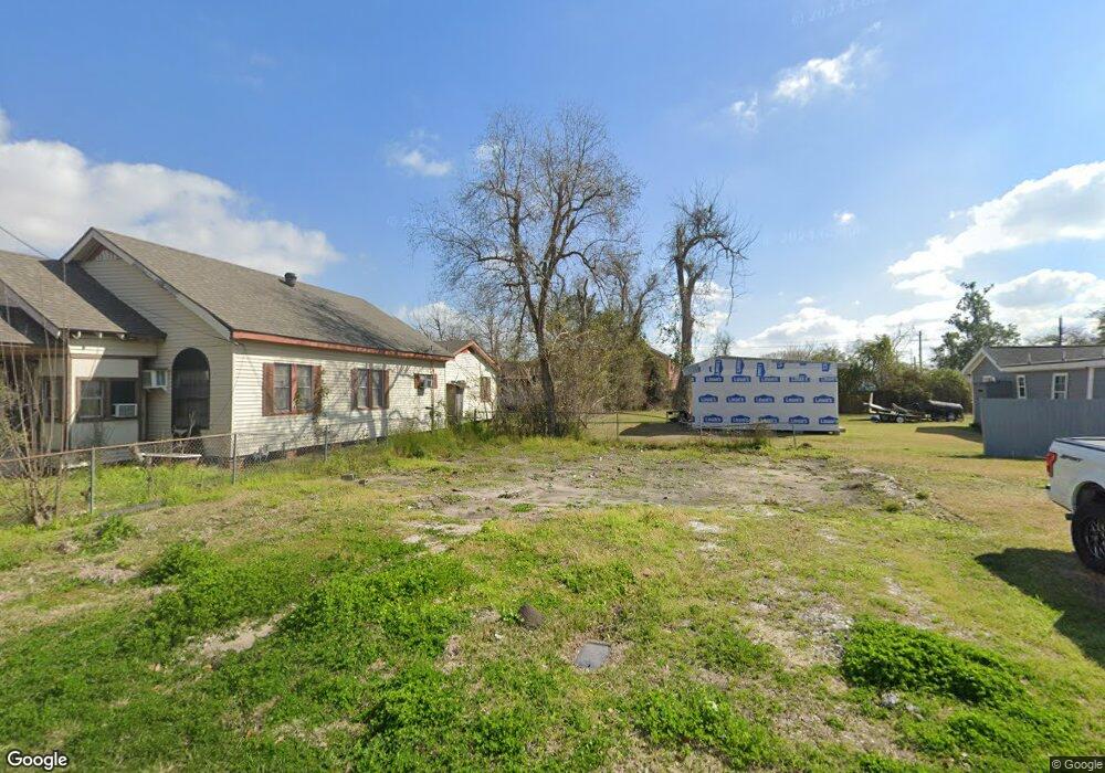 812 N Blake St, Lake Charles, LA 70601 - photo 1