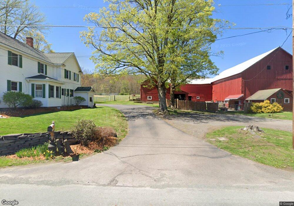 566 Cliff St, Honesdale, PA 18431 - photo 1