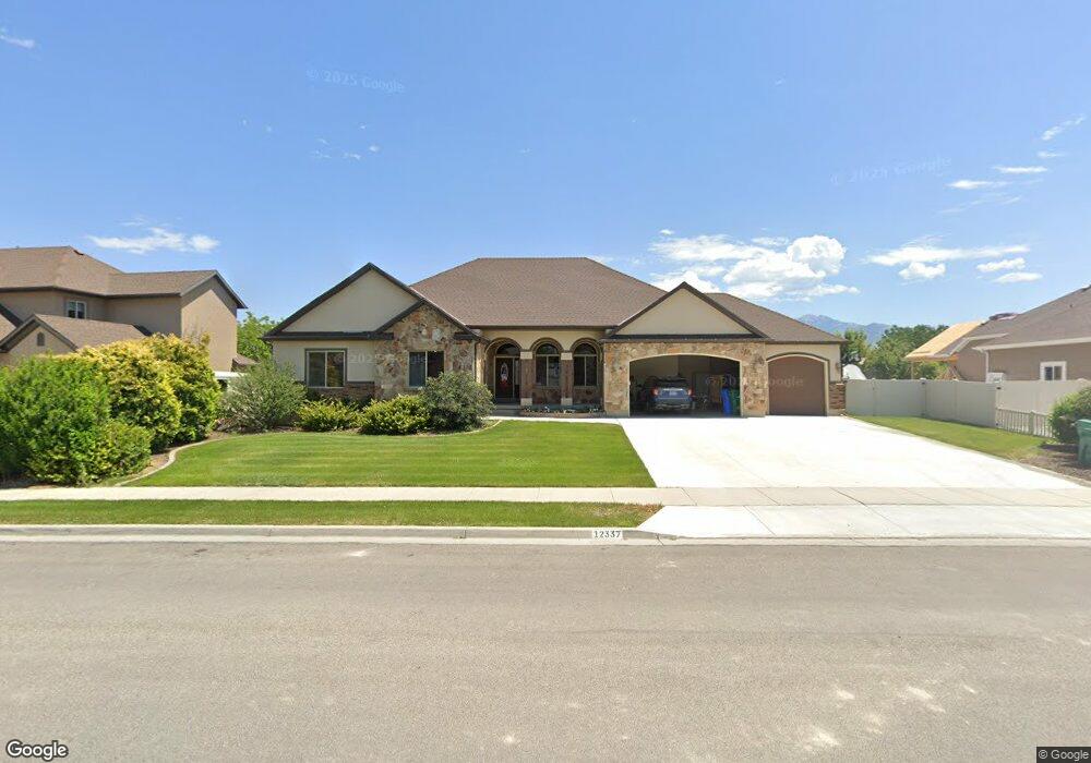 12337 Juniper Haven Dr, Riverton, UT 84065 - photo 1