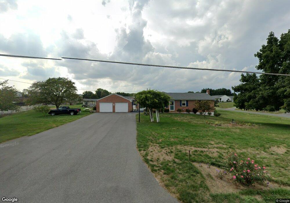 9215 Willowdale Rd, Greencastle, PA 17225 - photo 1