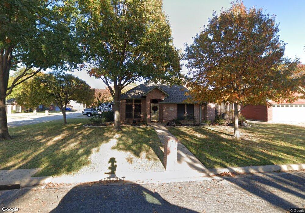 7028 Leaning Oak Dr, North Richland Hills, TX 76182 - photo 1