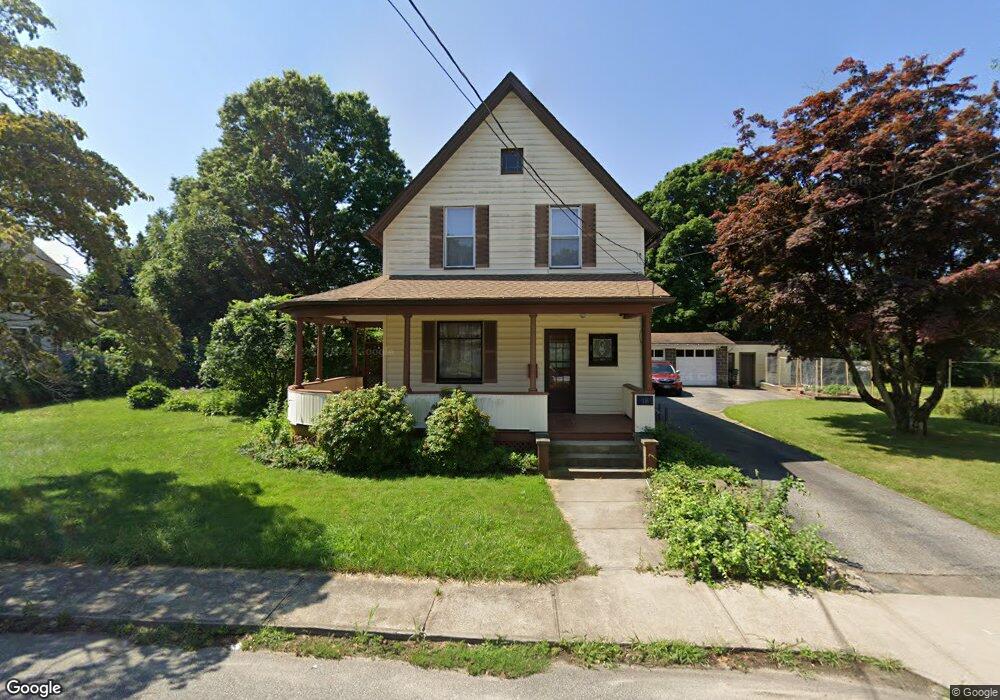 18 Russell Rd, Norwich, CT 06360 - photo 1