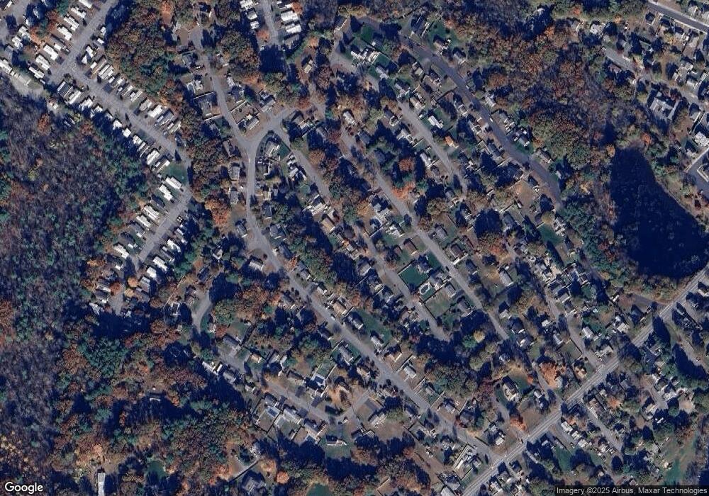 34 Oak St, Hudson, MA 01749 - photo 1