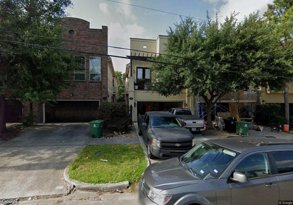 716 E 6th 1/2 St, Houston, TX 77007 - photo 1