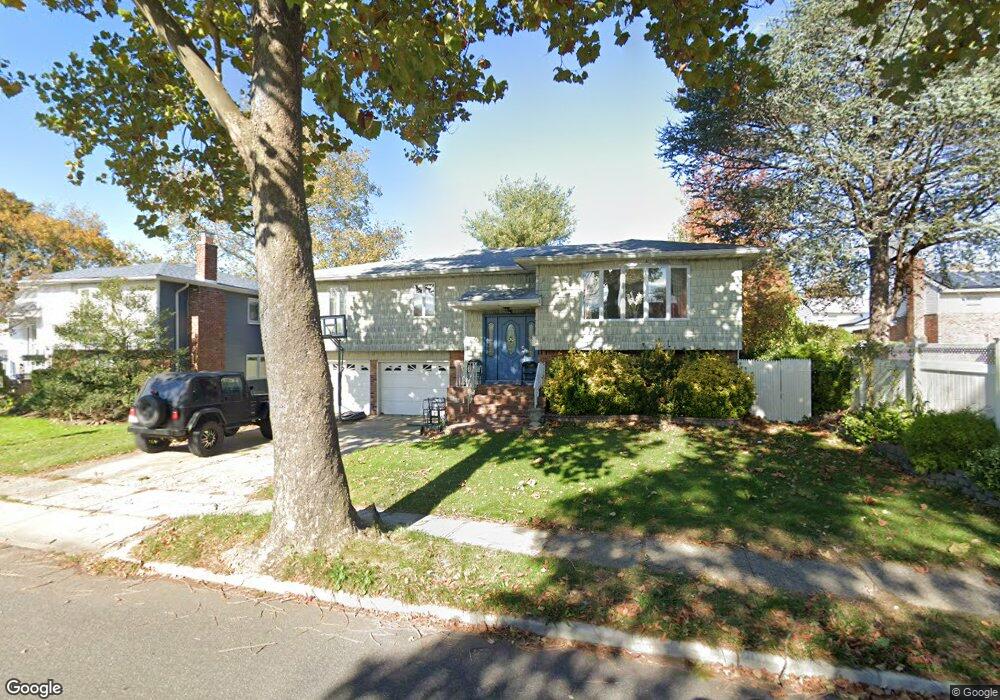 4 Broadfield Place, Glen Cove, NY 11542 - photo 1