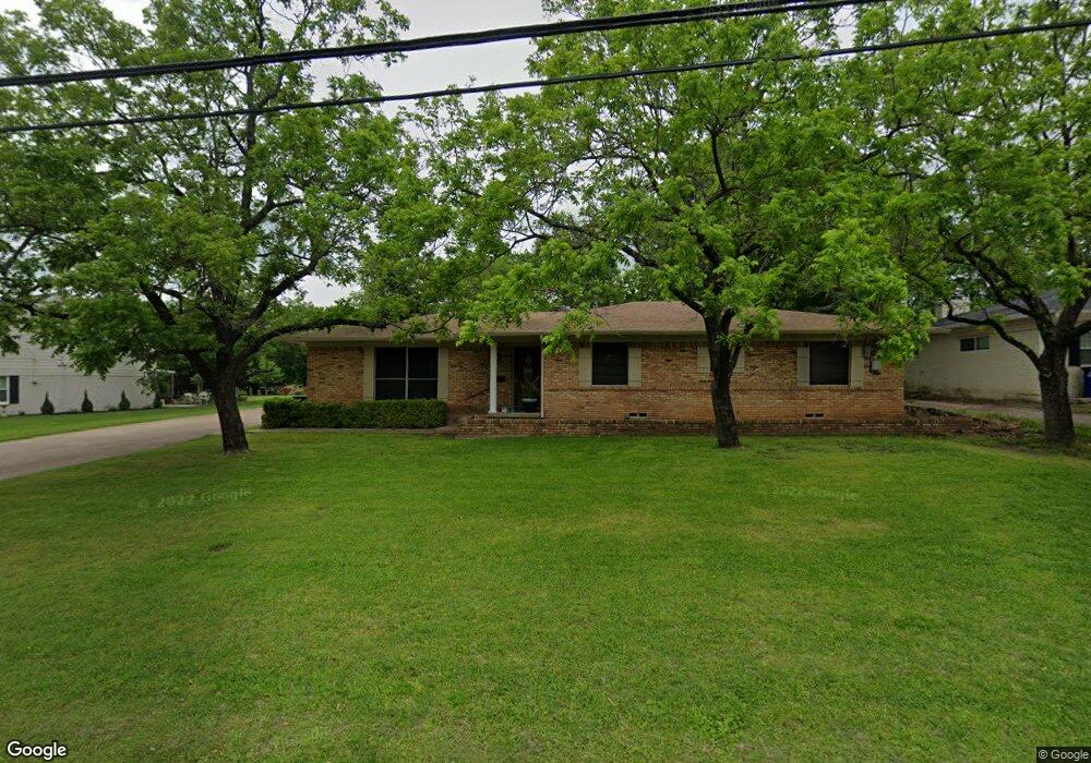 1808 N Preston St, Ennis, TX 75119 - photo 1