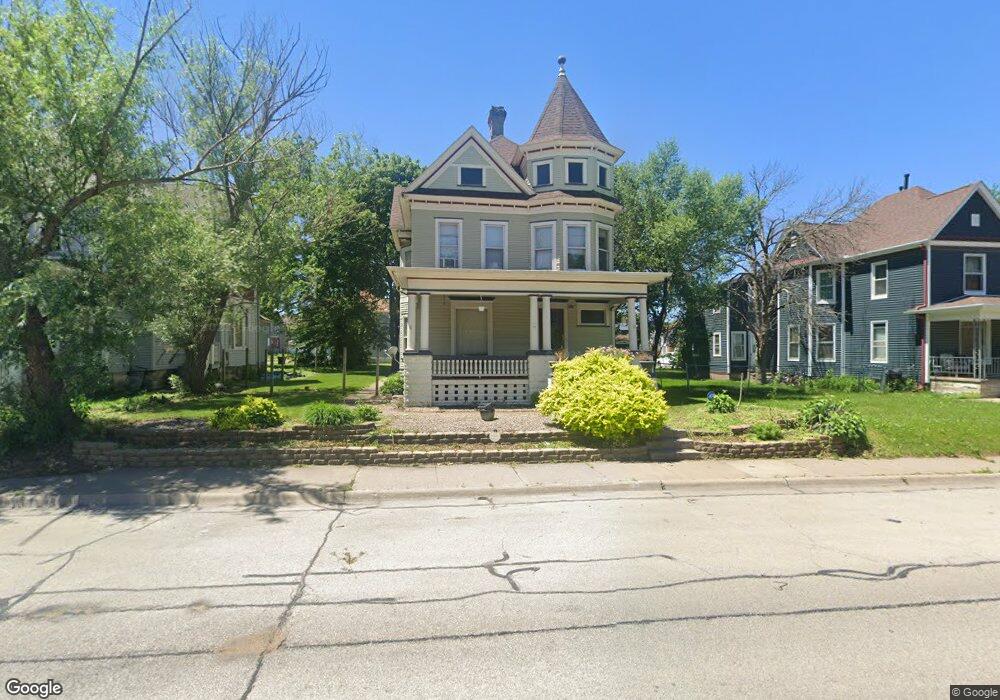 824 17th St, Rock Island, IL 61201 - photo 1