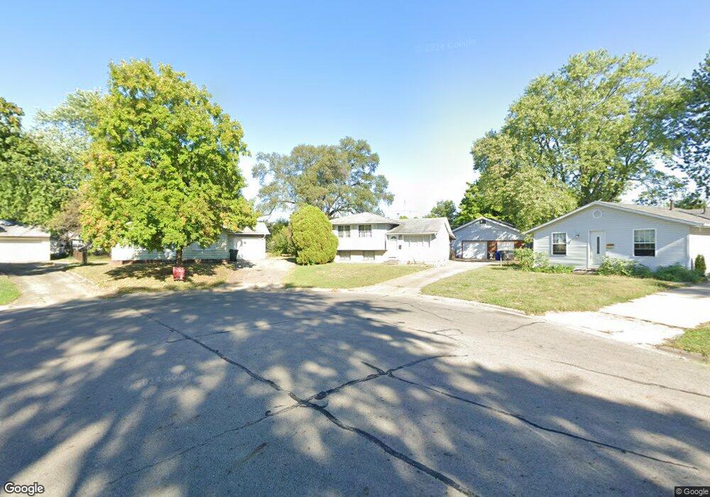 2032 Shawbury Ct W, Columbus, OH 43229 - photo 1