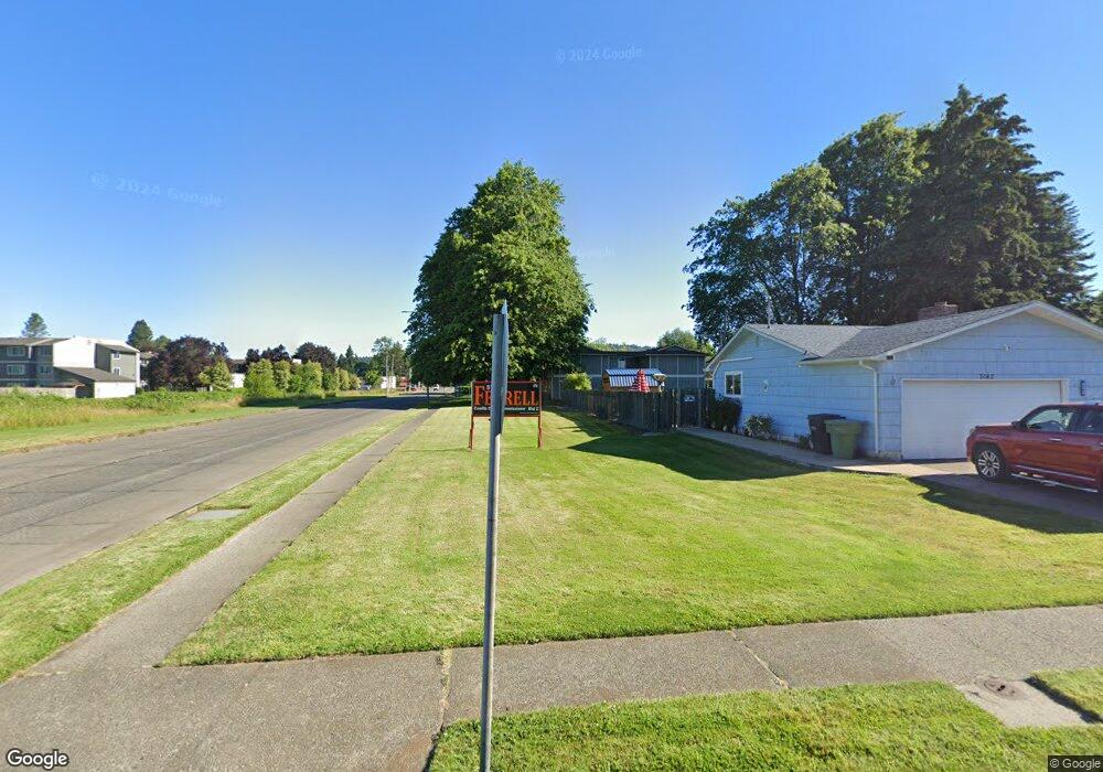 3172 Maple St, Longview, WA 98632 - photo 1