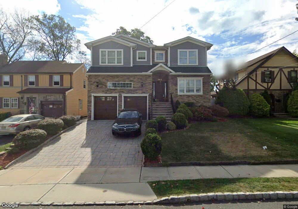 452 Twin Oaks Rd, Union, NJ 07083 - photo 1