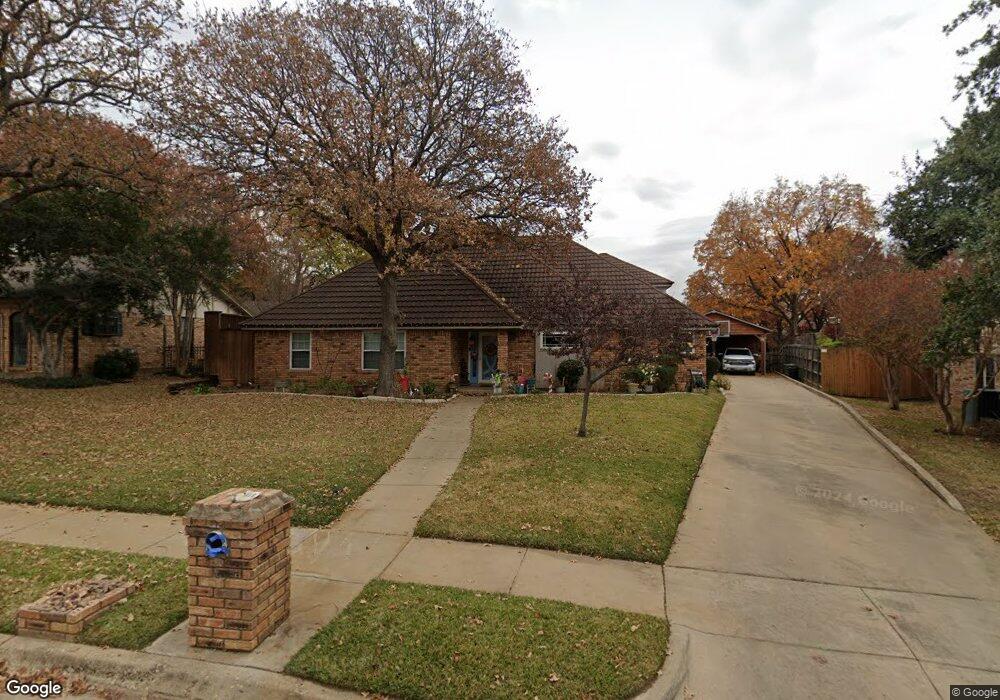 316 Eagle Dr, Bedford, TX 76021 - photo 1