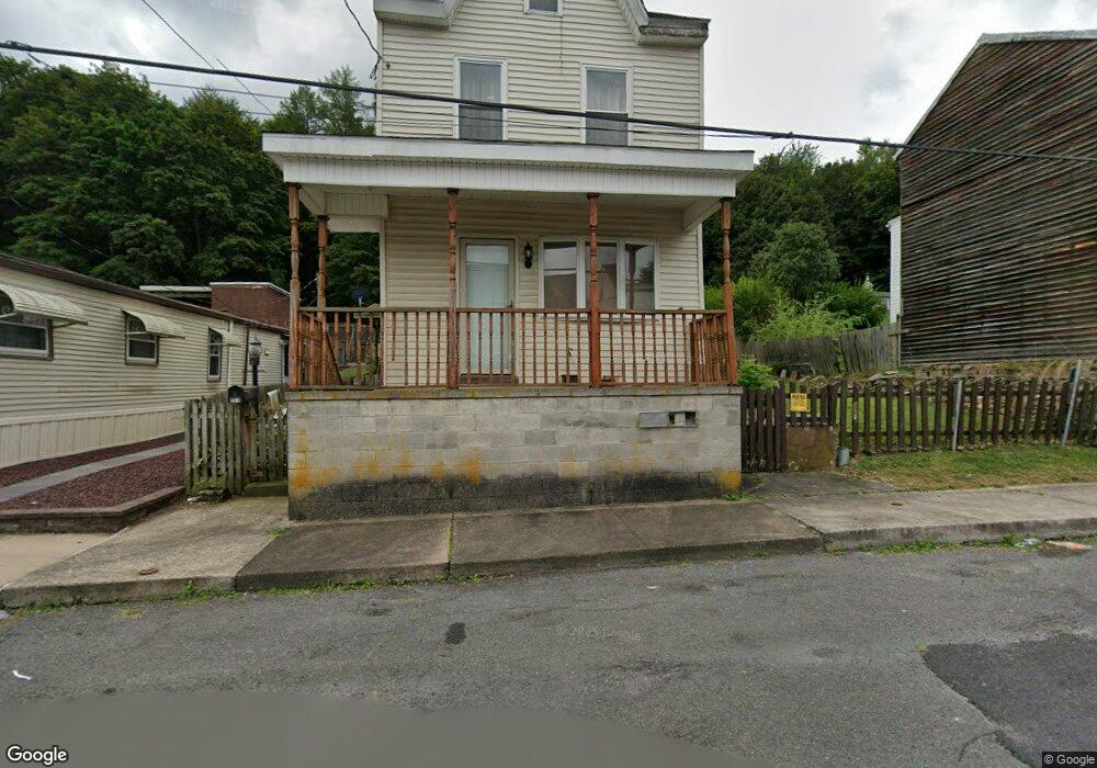 926 Brock St, Ashland, PA 17921 - photo 1