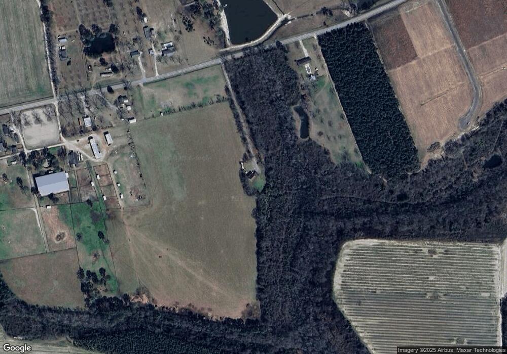 201 Swan Rd, Fitzgerald, GA 31750 - photo 1