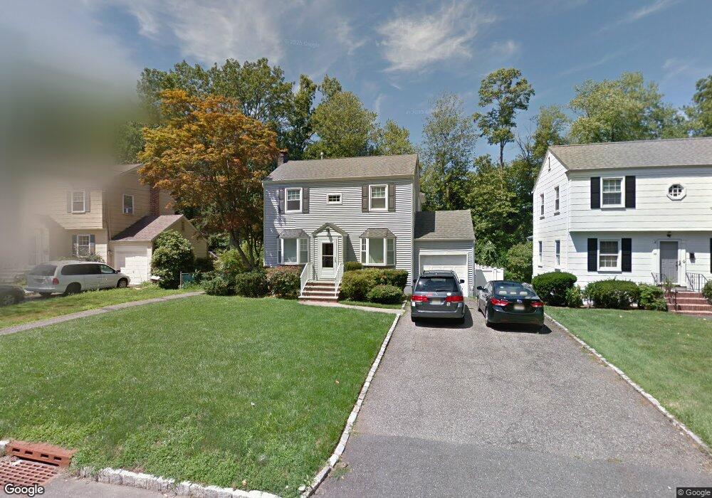 23 Longacre Dr, Livingston, NJ 07039 - photo 1