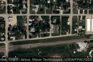 114 2nd Ave NE, Surrey, ND 58785