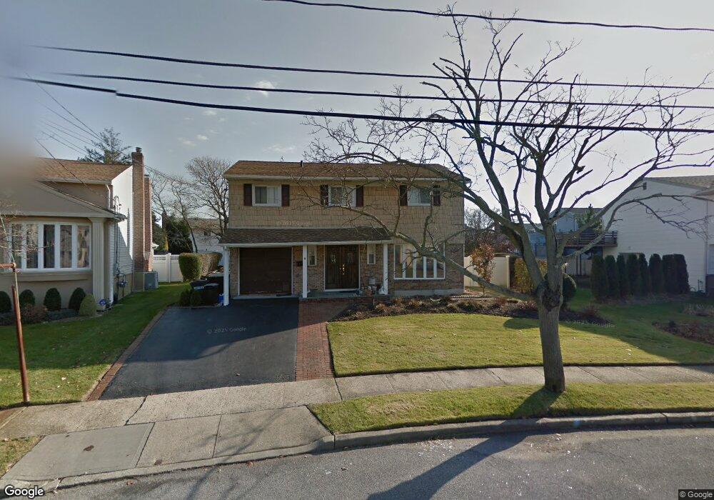 3475 Carey Ln, Baldwin, NY 11510 - photo 1