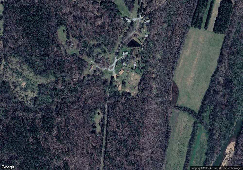 379 Horseshoe Bend Rd, Linden, TN 37096 - photo 1