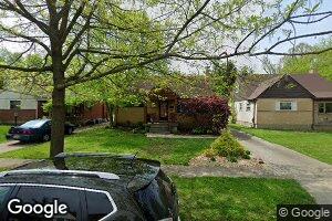 861 Oakfield Ave, Cincinnati, OH 45224