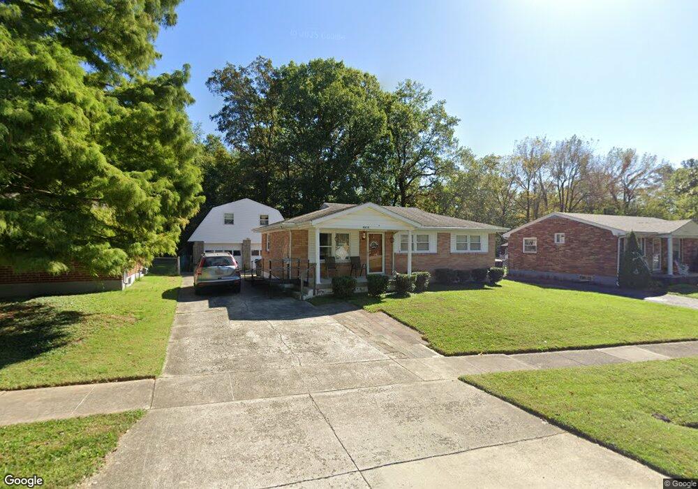 9233 Lantana Dr, Louisville, KY 40229 - photo 1