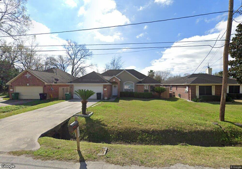 2425 Wavell St, Houston, TX 77088 - photo 1