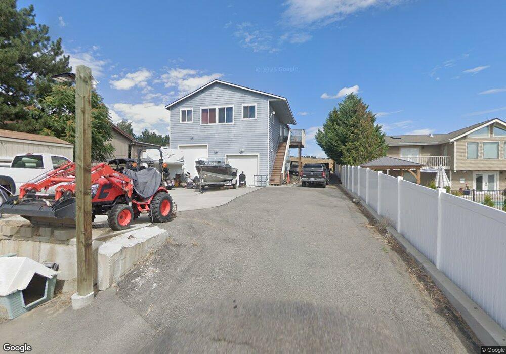 931 N Gale Ave, East Wenatchee, WA 98802 - photo 1