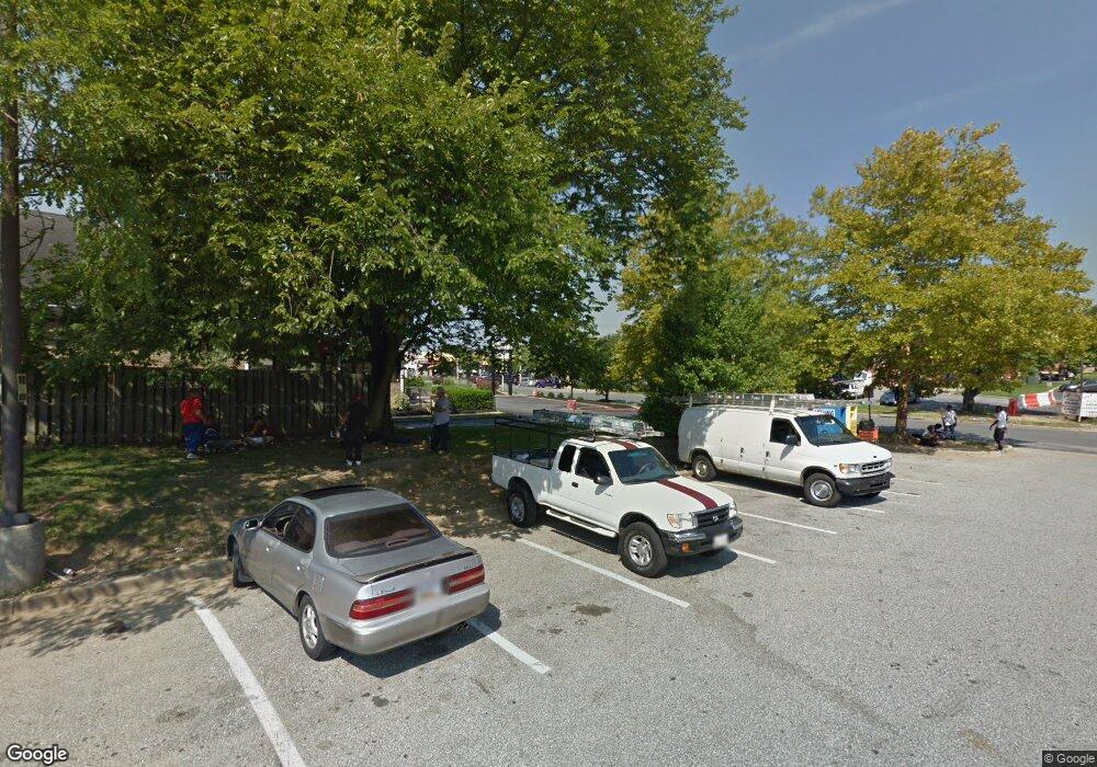 8821 Hampton Mall Dr N, Capitol Heights, MD 20743 - photo 1