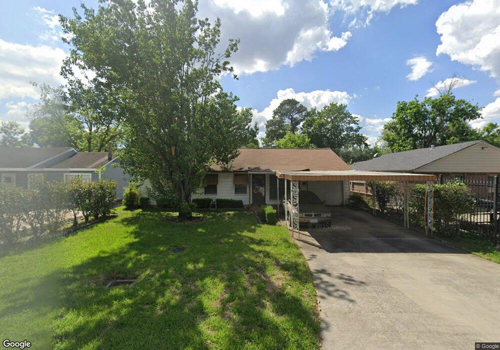 4315 Busiek St, Houston, TX 77022 - photo 1