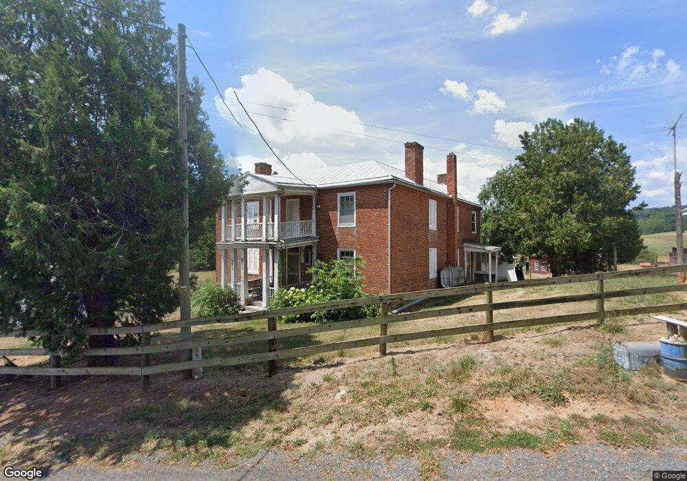 223 Dellinger Acres Rd, Edinburg, VA 22824 - photo 1