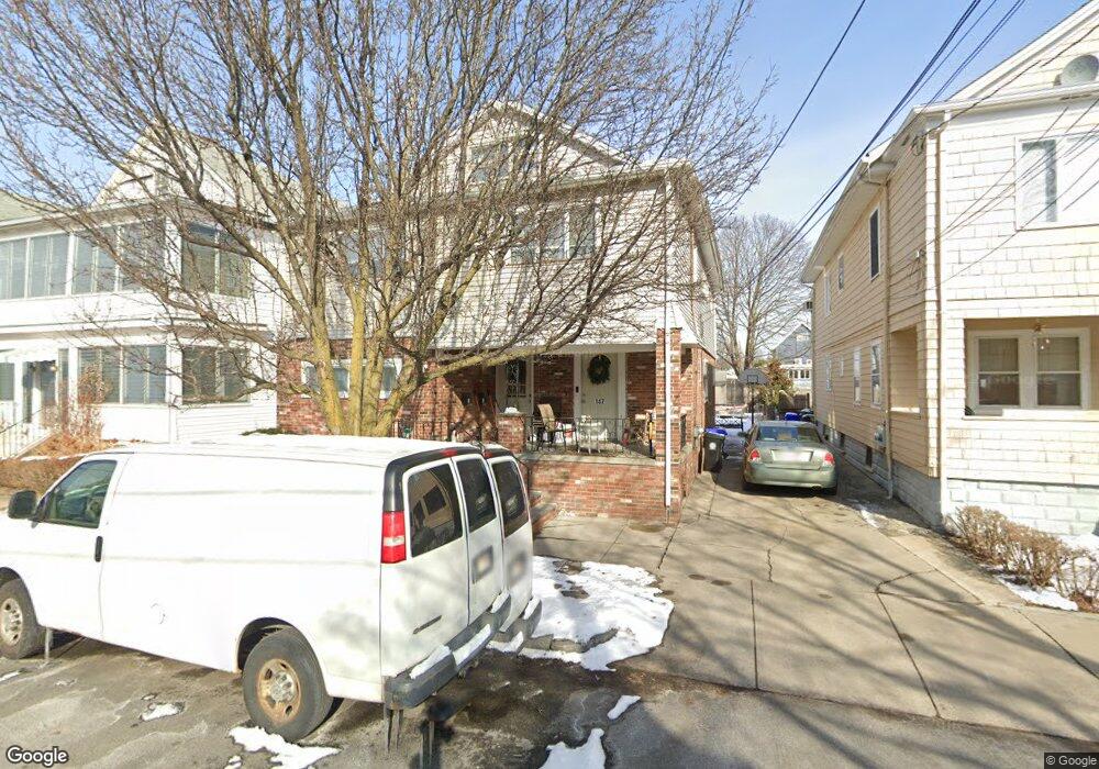 147 Oakland St, Malden, MA 02148 - photo 1