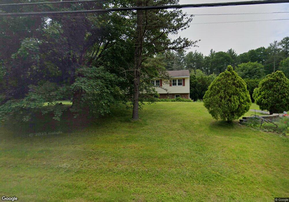 103 Adams Rd, Londonderry, NH 03053 - photo 1