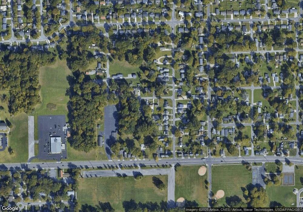 709 Ruth Ave, Lima, OH 45801 - photo 1