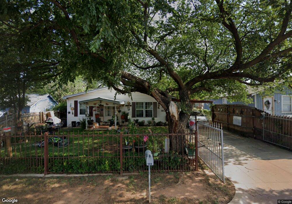1212 31st St, Wichita Falls, TX 76302 - photo 1