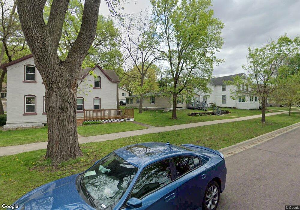 921 N 6th St, Mankato, MN 56001 - photo 1