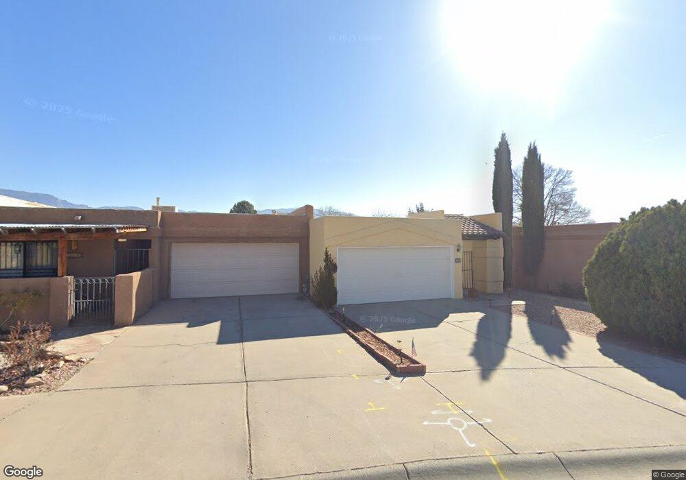 5832 Knollwood Dr NE, Albuquerque, NM 87109 - photo 1
