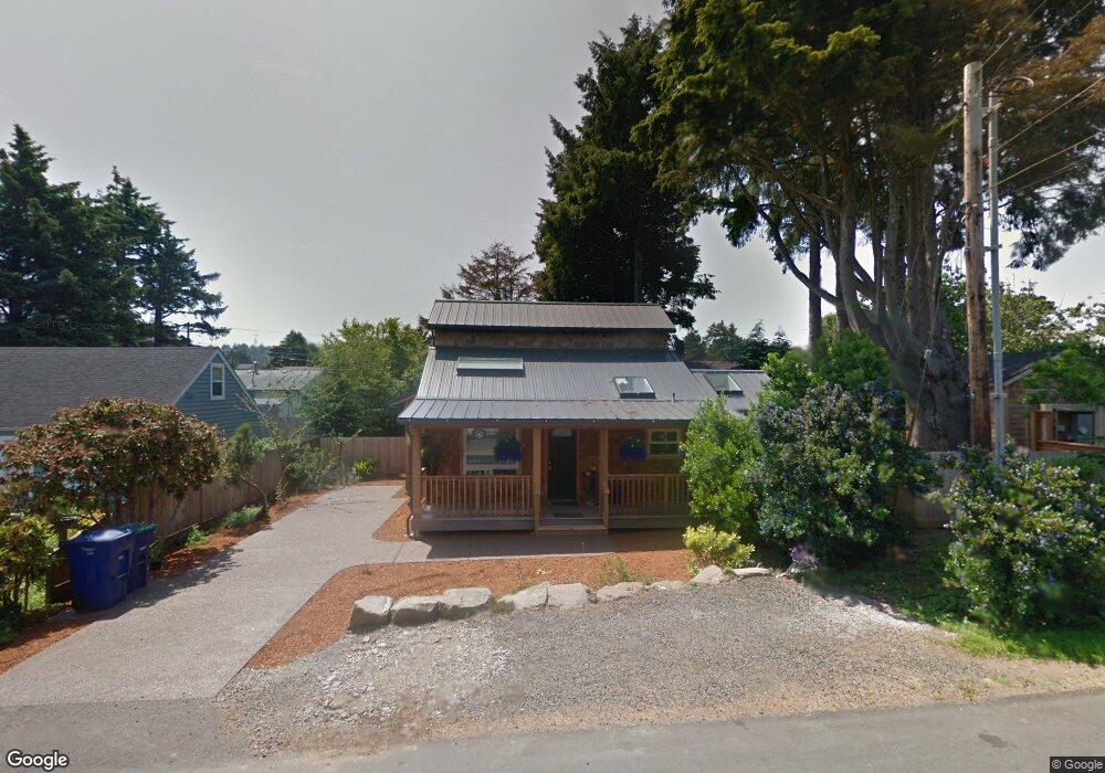 1112 SW 12th St, Lincoln City, OR 97367 - photo 1