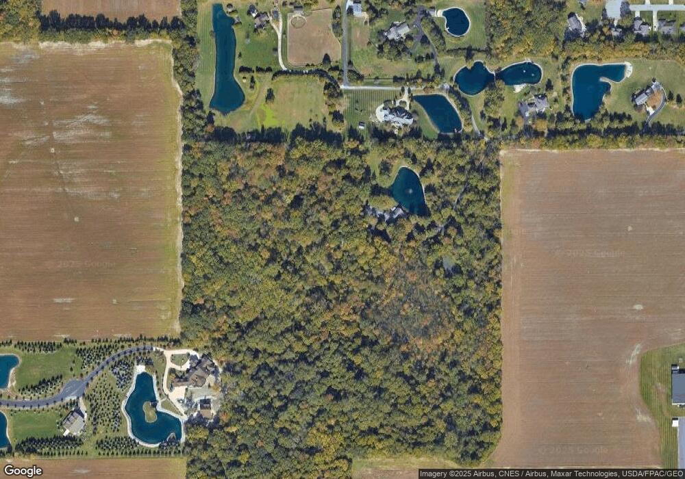 2765 Shagbark Dr, Lima, OH 45806 - photo 1