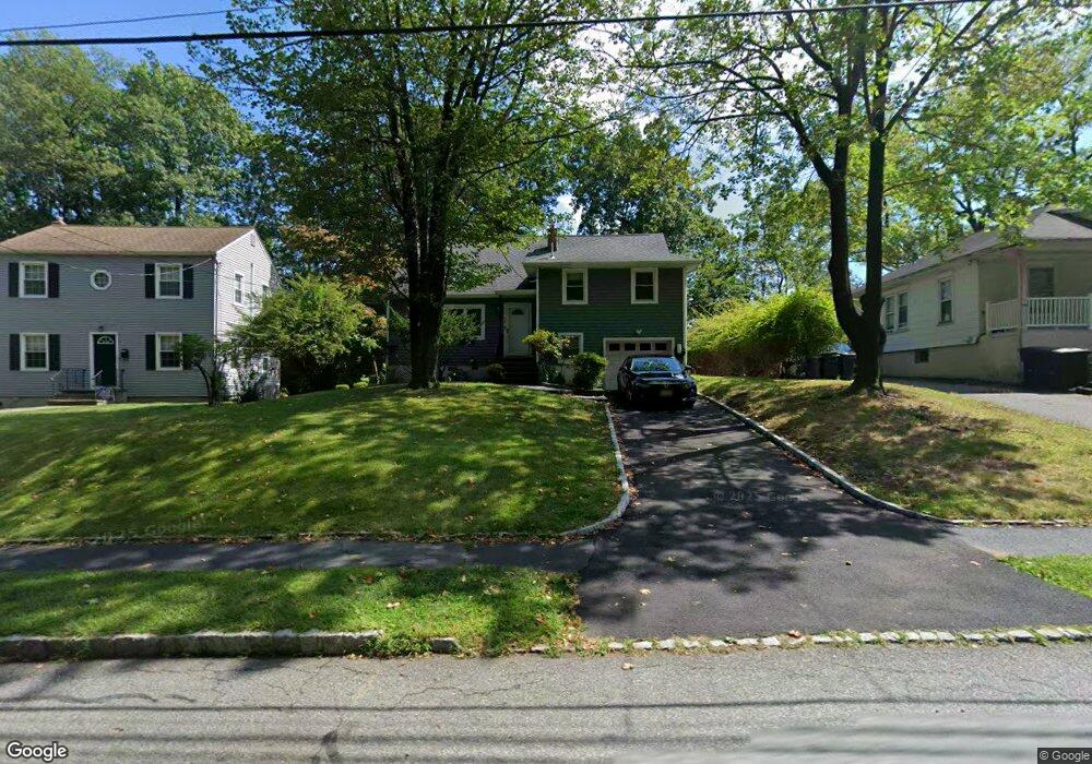164 N Livingston Ave, Livingston, NJ 07039 - photo 1