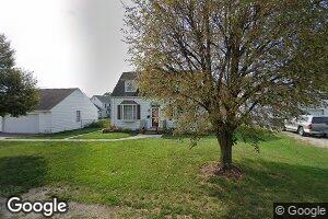 903 Spruce St, Marshall, IL 62441