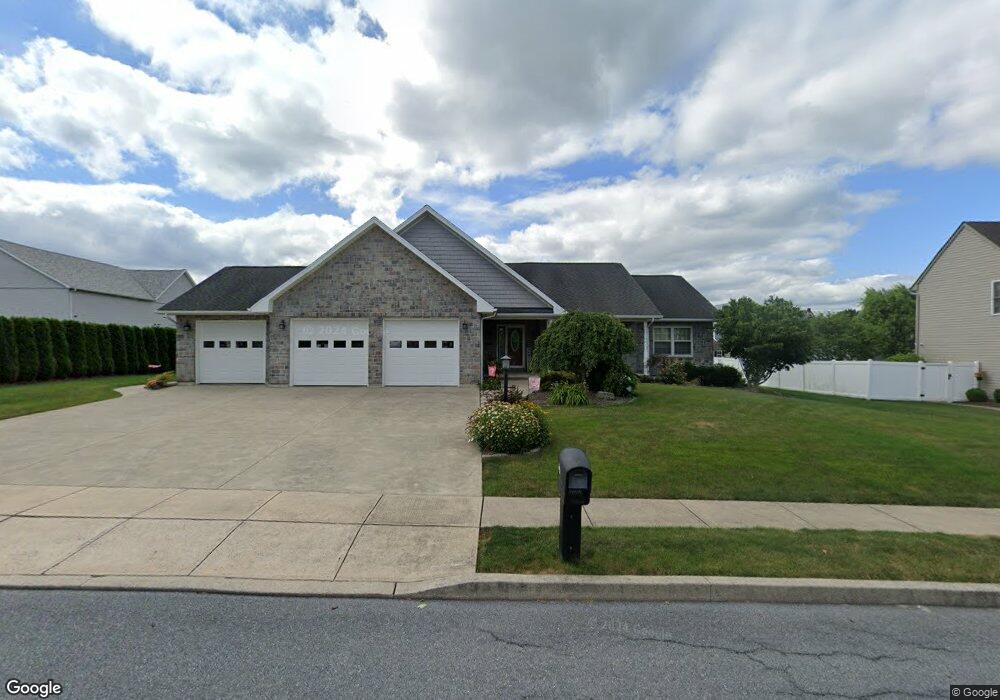 4726 Troxell Dr, Whitehall, PA 18052 - photo 1