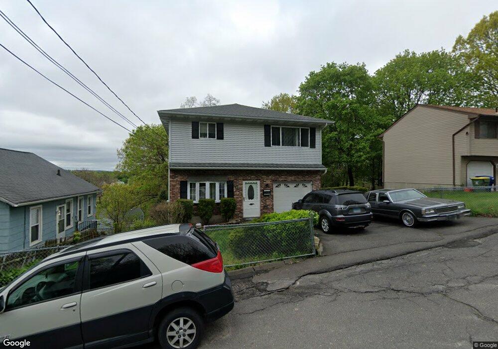 101 Rumford St, Waterbury, CT 06704 - photo 1