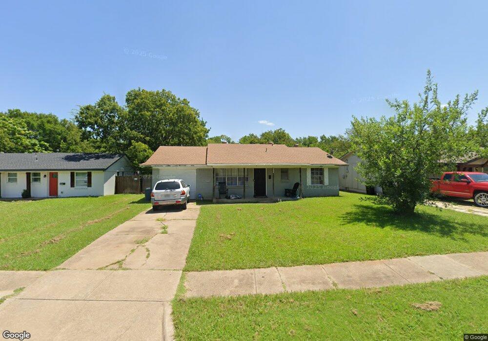 2204 Avis St, Mesquite, TX 75149 - photo 1