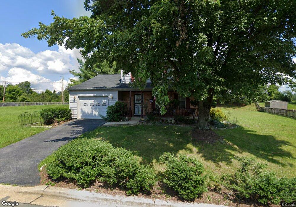 2 Blackburn Ct, Burtonsville, MD 20866 - photo 1