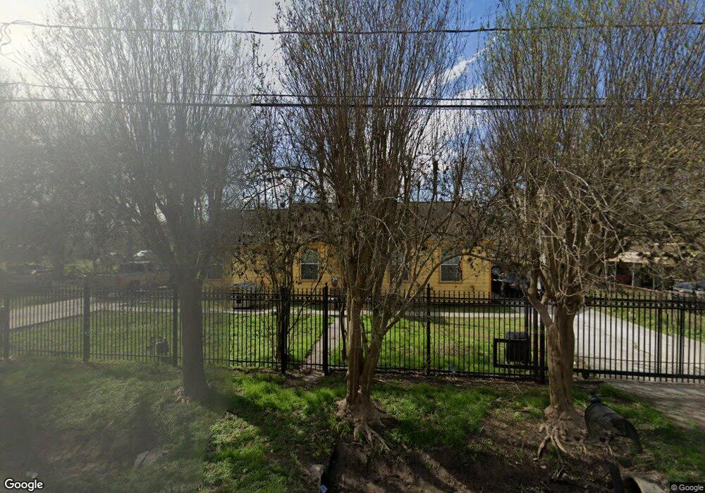 8713 Burden St, Houston, TX 77093 - photo 1