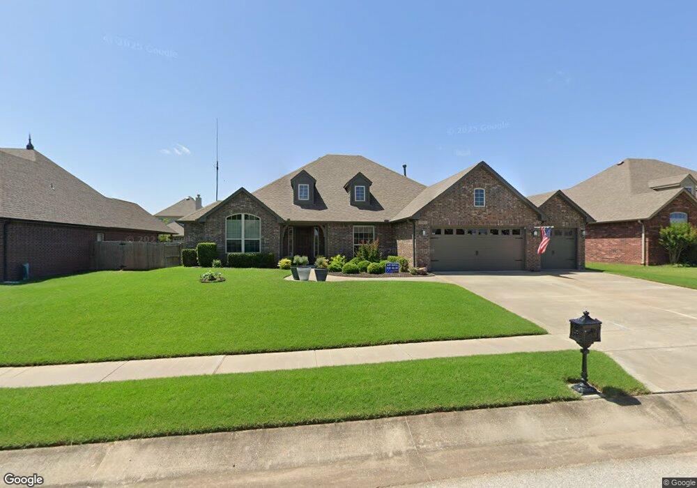 1701 E Edgewater St, Broken Arrow, OK 74012 - photo 1