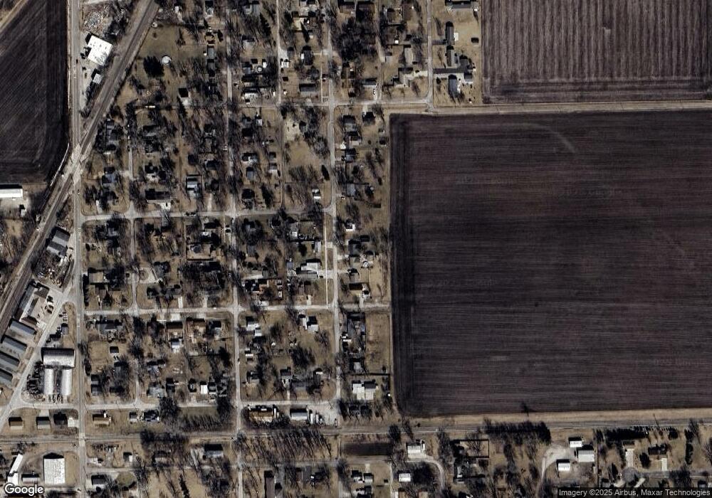 220 N 3rd Ave, Chenoa, IL 61726 - photo 1