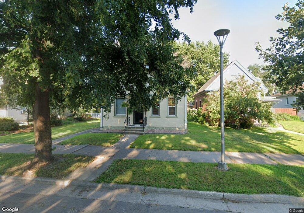 1019 6th St S, La Crosse, WI 54601 - photo 1