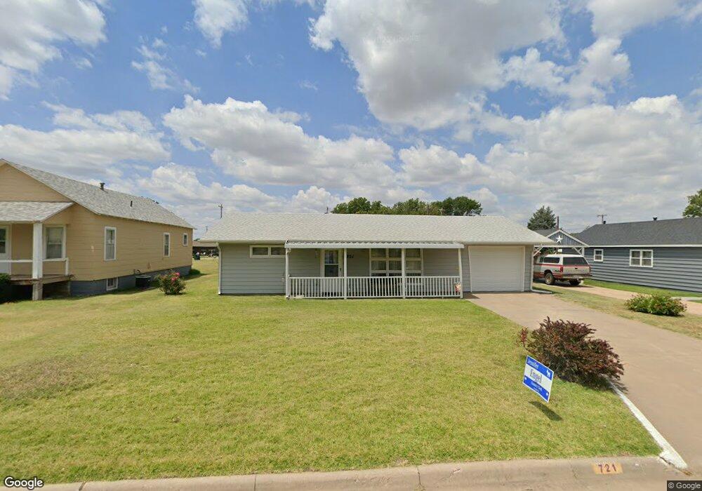 721 N 4th St, Wakeeney, KS 67672 - photo 1