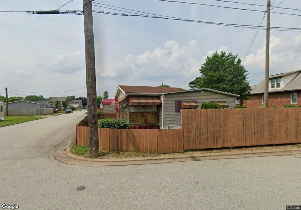 137 Avenue E, Latrobe, PA 15650 - photo 1