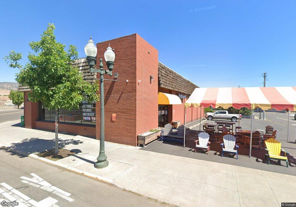 1204 Main St, Klamath Falls, OR 97601 - photo 1